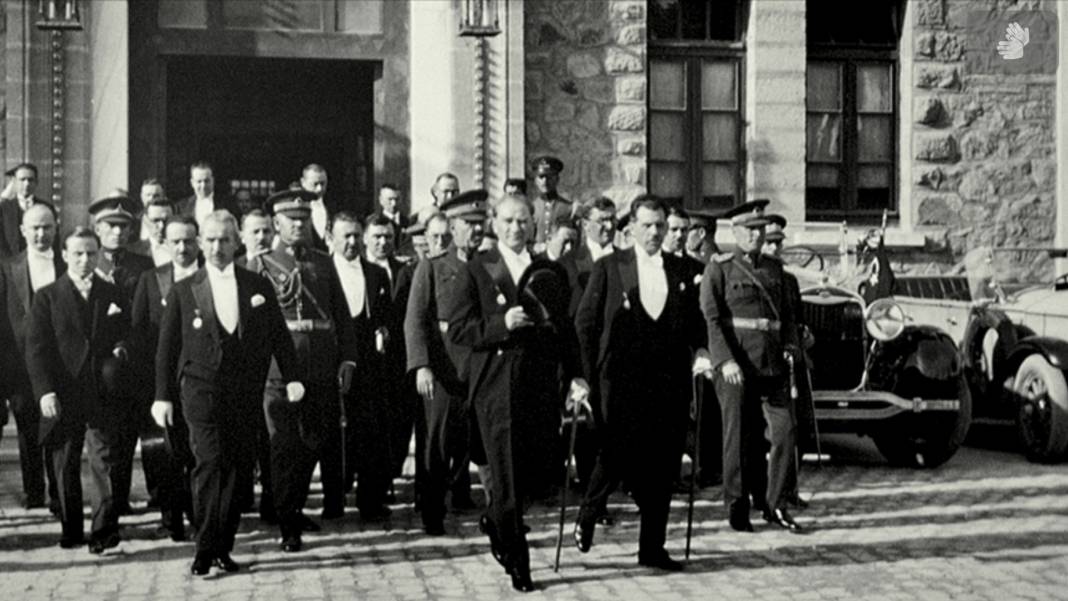 Türkiye Cumhuriyeti 99 yaşında: Bağımsızlık meşalesi sönmeyecek 4